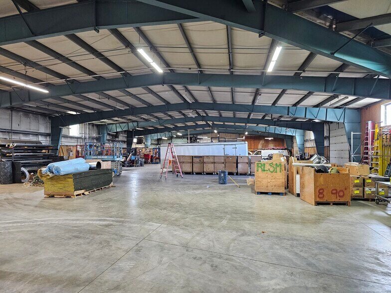 More Photos Of 4484 Independence Hwy, Independence Warehouse For Lease