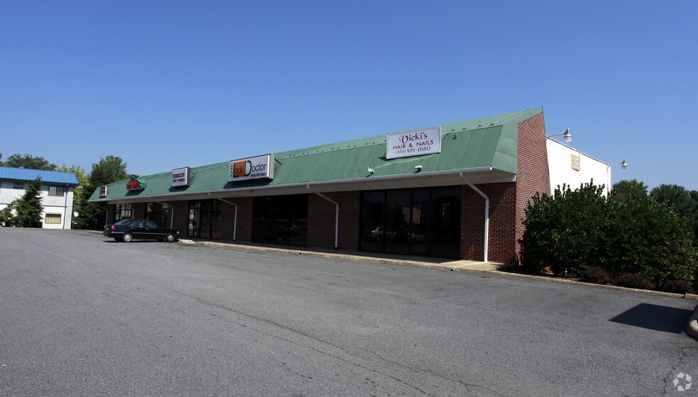 More Photos Of 722 Rio Rd, Charlottesville Unknown For Lease