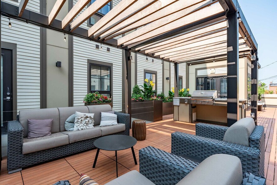 More Photos Of 120 E 5th Ave, Columbus Apartments For Lease