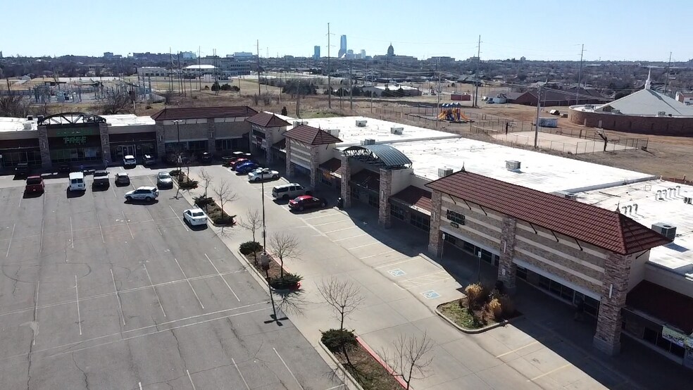 More Photos Of 1104-1148 NE 36th St, Oklahoma City General Retail For Sale