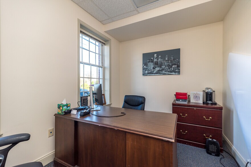 More Photos Of 600 E Main St, Lansdale Office Residential For Sale