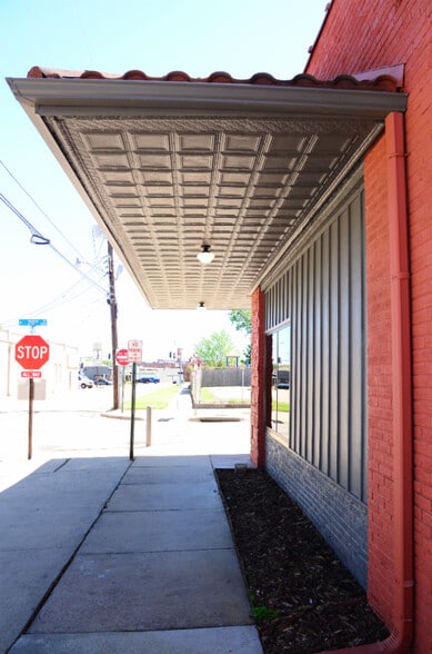 More Photos Of 500 S 20th St, Fort Smith Flex For Lease