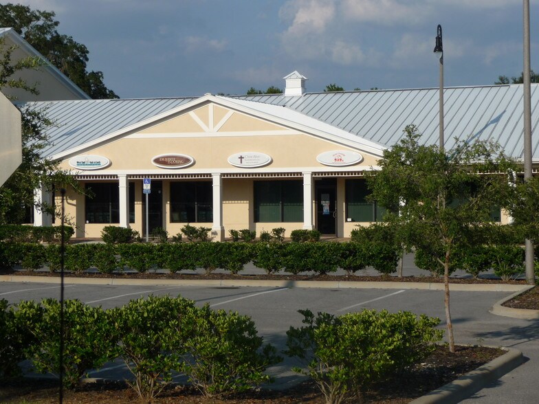 More Photos Of 855 E Plant St, Winter Garden Freestanding For Lease