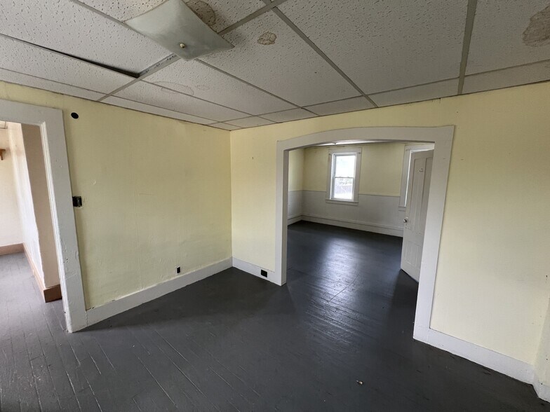 More Photos Of 271 Main St, Union Apartments For Sale