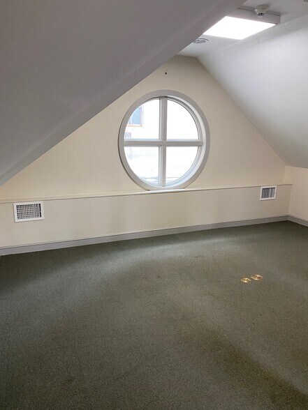 More Photos Of 40 Church St, White Plains Bank For Sale
