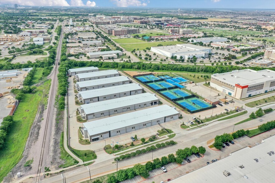 More Photos Of 6767 All Stars Ave, Frisco Showroom For Lease