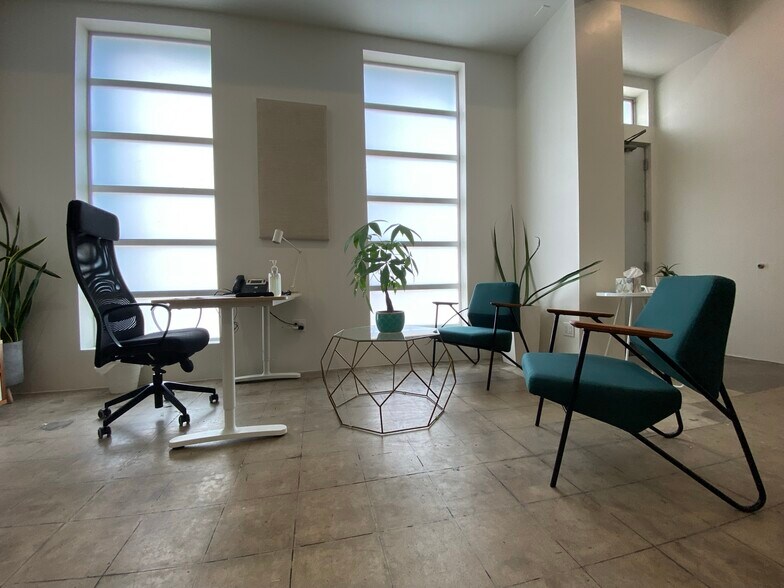 More Photos Of 310-312 Venice Way, Venice Loft Creative Space For Lease