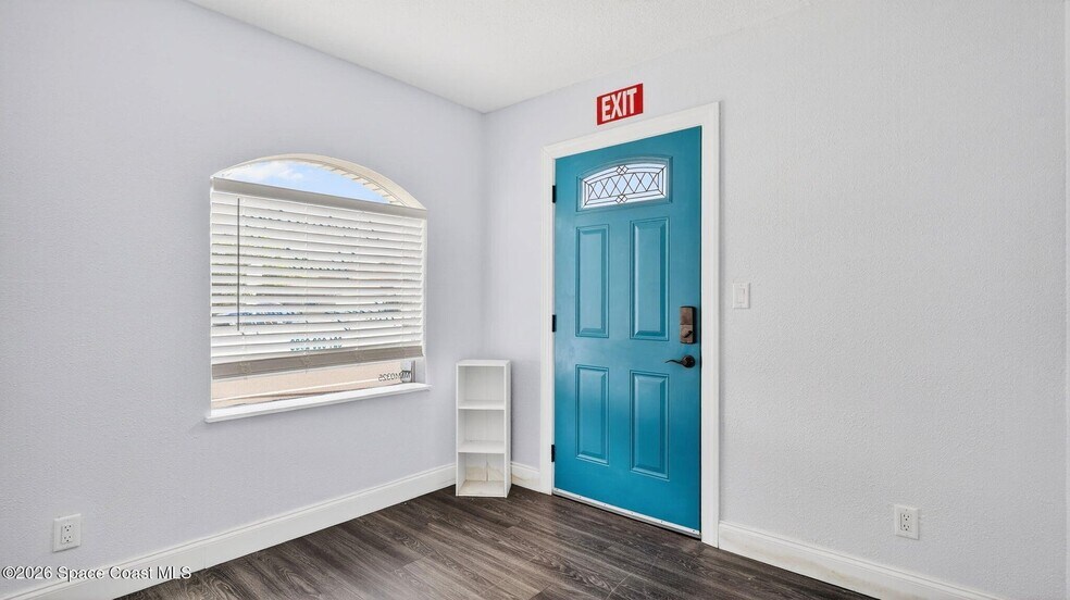 More Photos Of 519 Garden St, Titusville Freestanding For Lease
