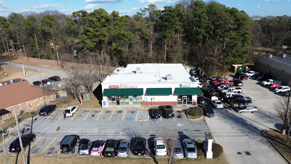 More Photos Of 4894 Jonesboro Rd, Forest Park Freestanding For Sale