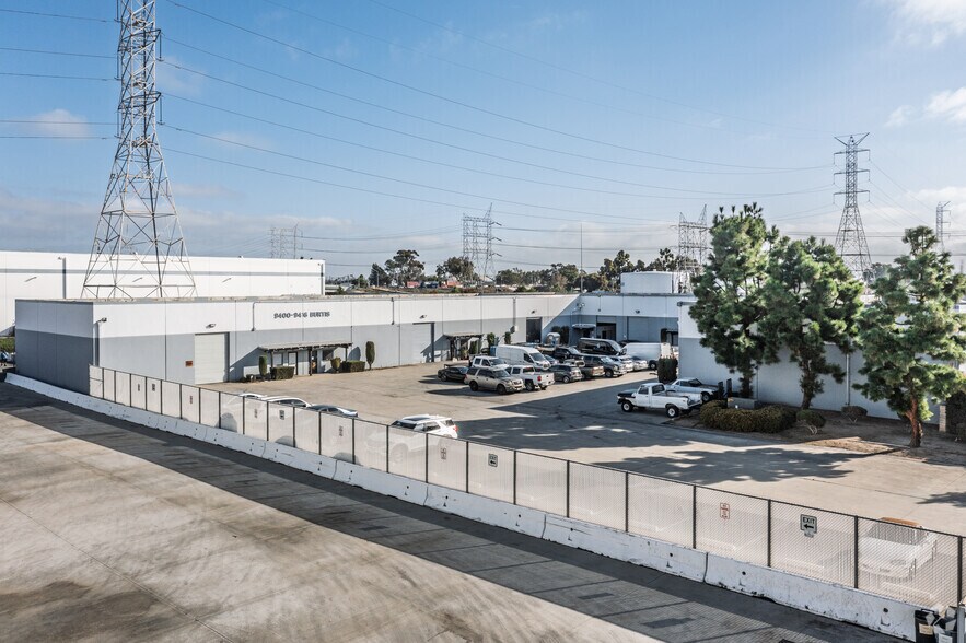 More Photos Of 9400 Burtis St, South Gate Manufacturing For Lease