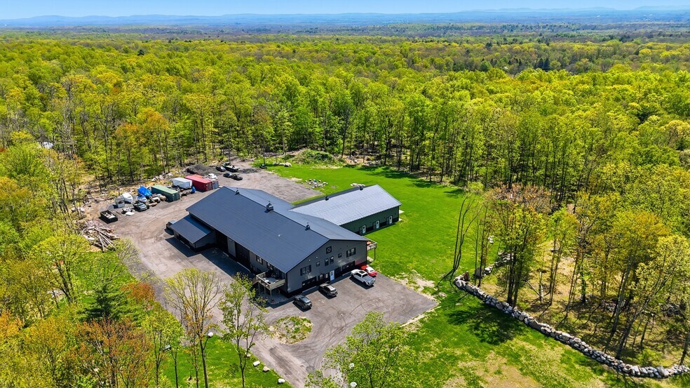 More Photos Of 51 Redder rd, Pine Bush Flex For Sale