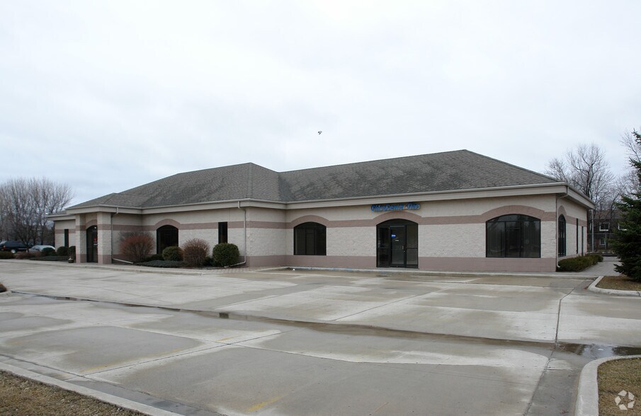 More Photos Of 701 Demers Ave, Grand Forks Office For Lease