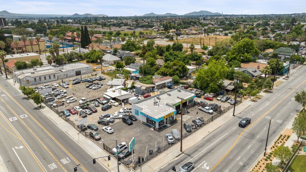 More Photos Of 898 N E St, San Bernardino Auto Repair For Sale