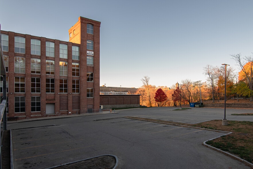 More Photos Of 25 Marston St, Lawrence Medical For Lease