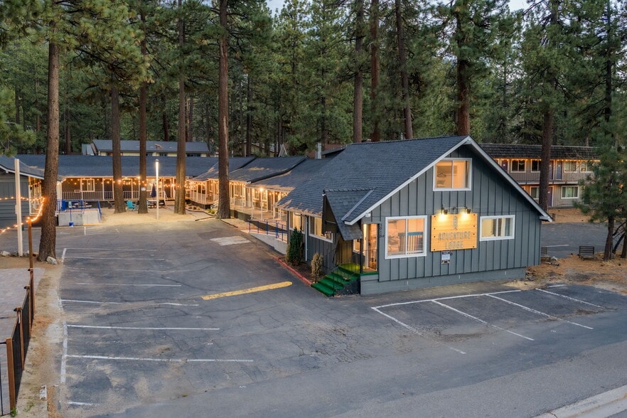 More Photos Of 3918 Pioneer Trl, South Lake Tahoe Hotel For Sale