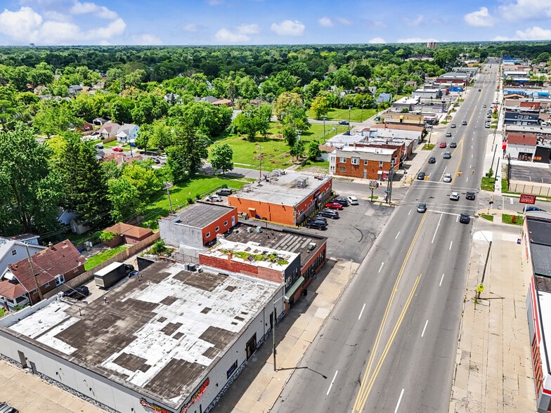 More Photos Of 19323 W Warren Ave, Detroit Storefront Retail Residential For Lease