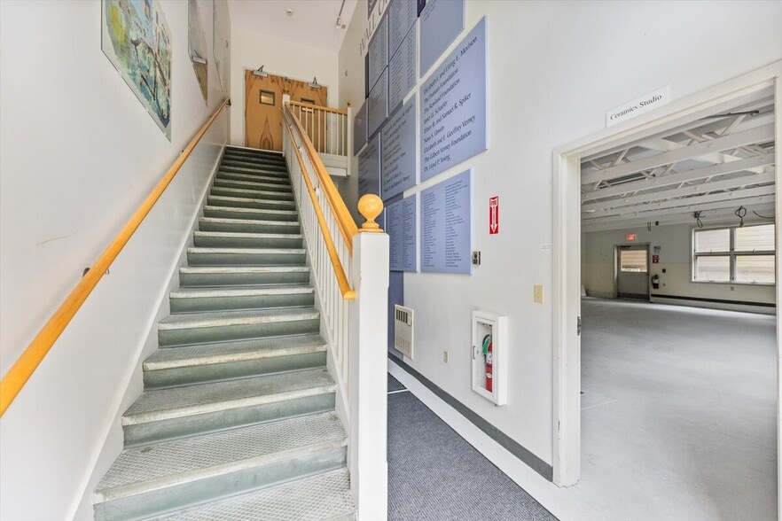 More Photos Of 457 Route 123, Sharon Freestanding For Sale