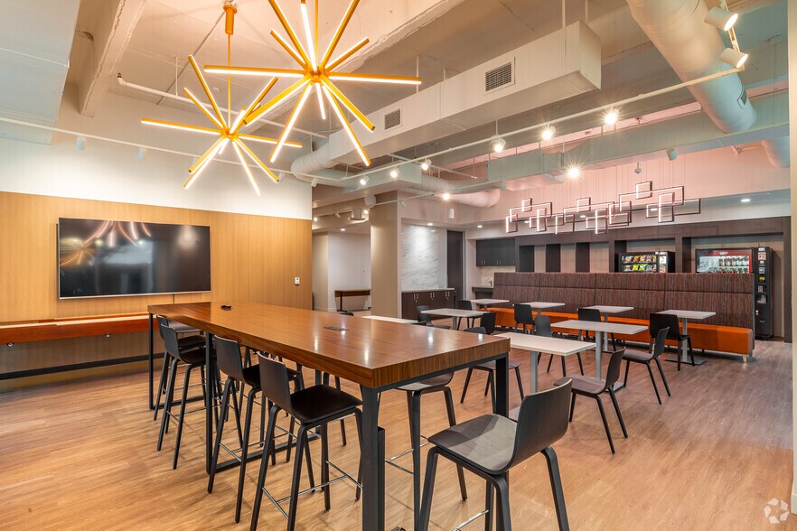 More Photos Of 2600 N Central Expy, Richardson Office For Lease