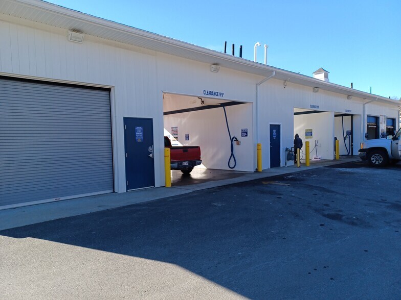 More Photos Of 688 John Fitch Hwy, Fitchburg Carwash For Sale