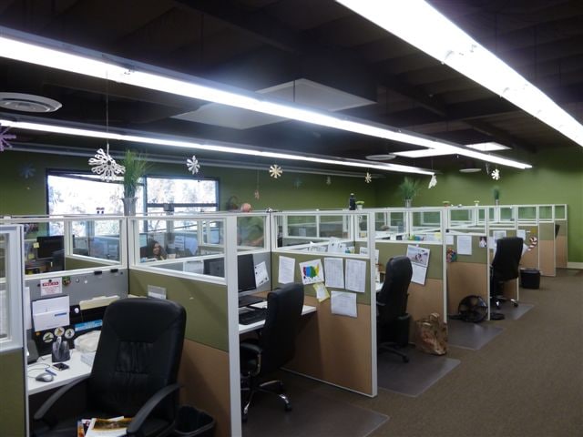 More Photos Of 7930 Arjons Dr, San Diego Research And Development For Lease