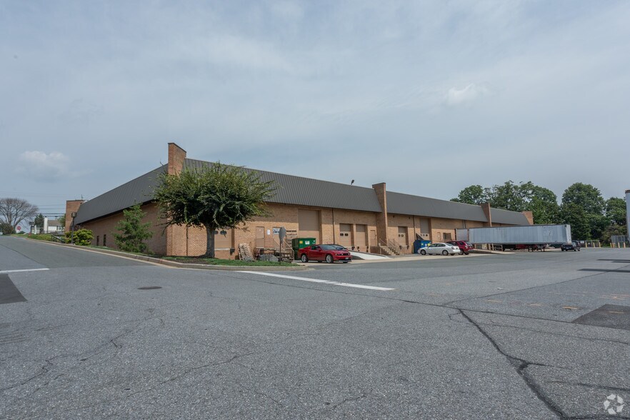 More Photos Of 9321 Philadelphia Rd, Rosedale Unknown For Lease