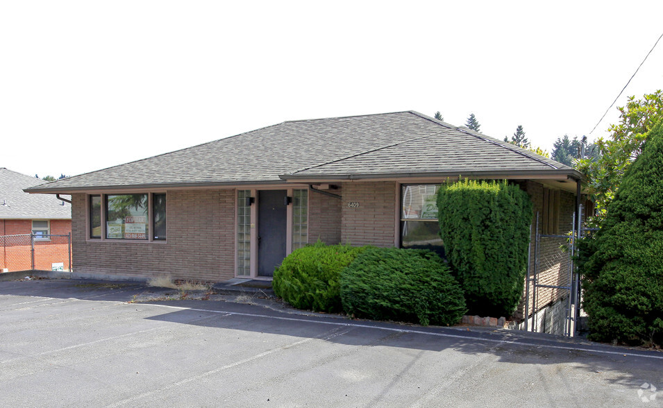 Primary Photo Of 6409 Fleming St, Everett Office For Lease