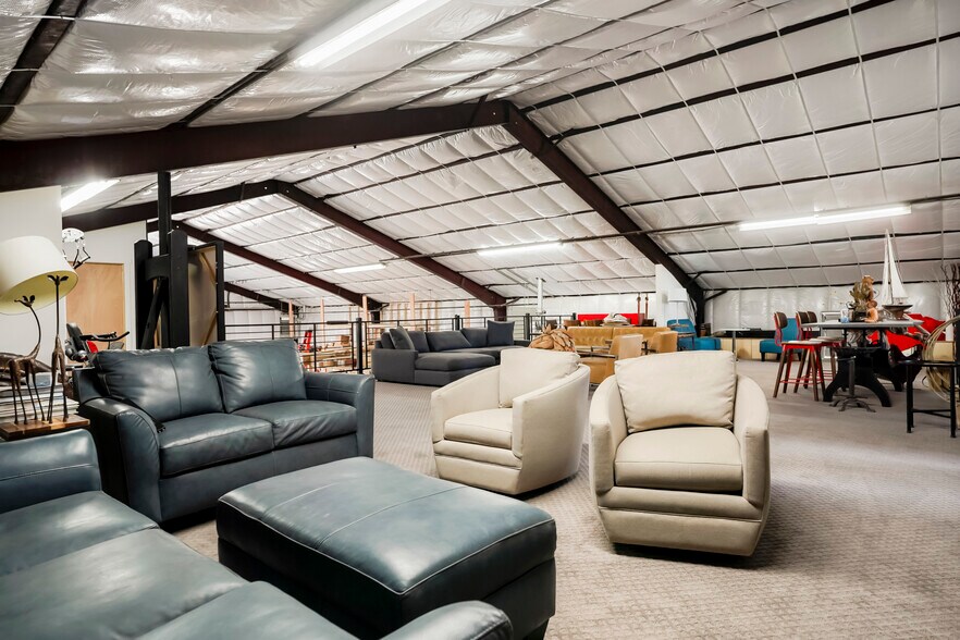 More Photos Of 950 Simms St, Golden Industrial For Lease