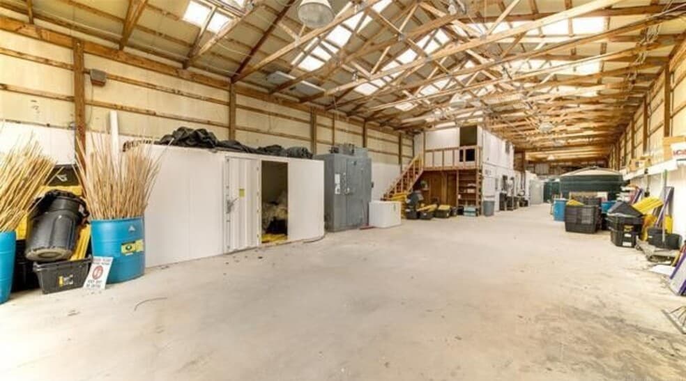 More Photos Of 23106 S 4390 Rd, Vinita Warehouse For Sale