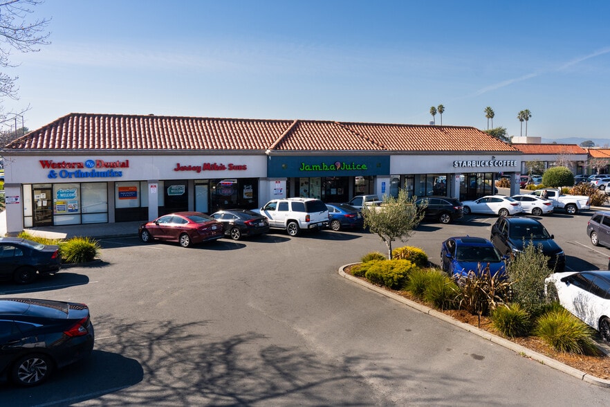 More Photos Of 20-800 San Pablo Towne Center, San Pablo Unknown For Lease