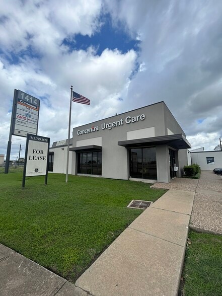 Primary Photo Of 1414 South Loop W, Houston Medical For Lease