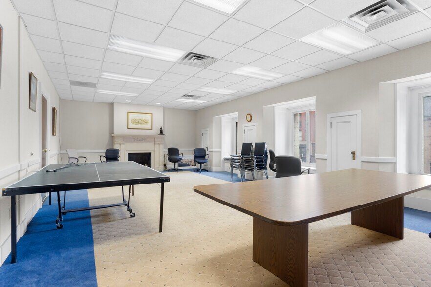 More Photos Of 126 State St, Albany Loft Creative Space For Sale