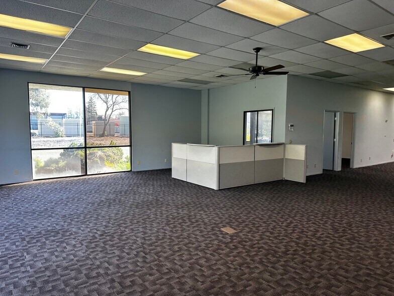 More Photos Of 2592 Notre Dame Blvd, Chico Office For Lease