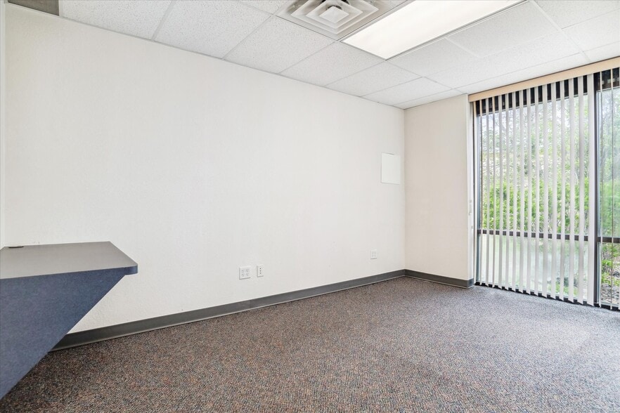 More Photos Of 5105 S Santa Fe Dr, Littleton Medical For Sale