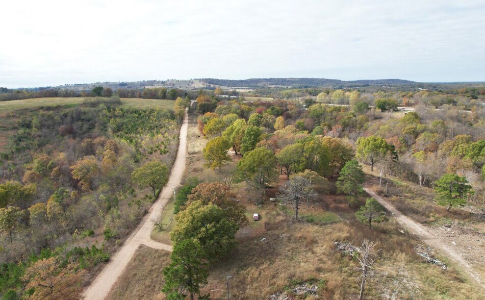 More Photos Of Charcoal Plant Dr, Omaha Warehouse For Sale