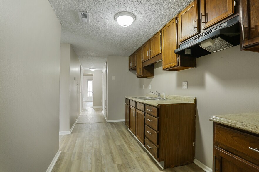 More Photos Of 2408-2410 E 29th St, Kansas City Apartments For Sale