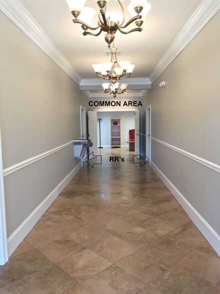 More Photos Of 2990 Gulf Breeze Pky, Gulf Breeze Medical For Lease