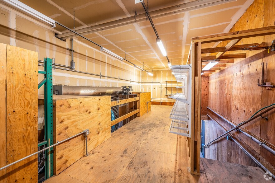 More Photos Of 1620 Innes Ave, San Francisco Land For Sale