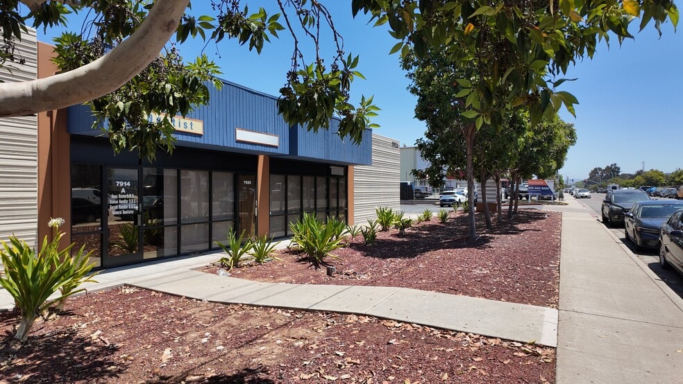 More Photos Of 7914-7924 Ronson Rd, San Diego Unknown For Lease