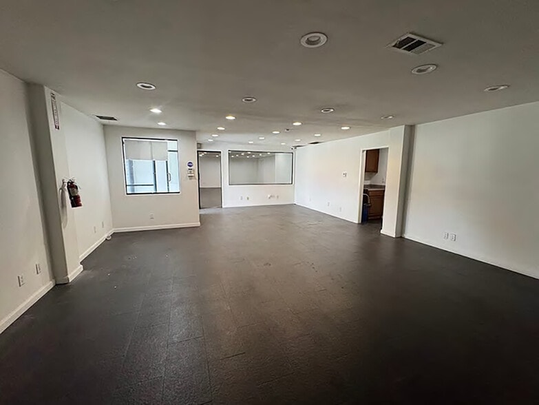 More Photos Of 1324-1330 E Washington Blvd, Los Angeles Service For Lease