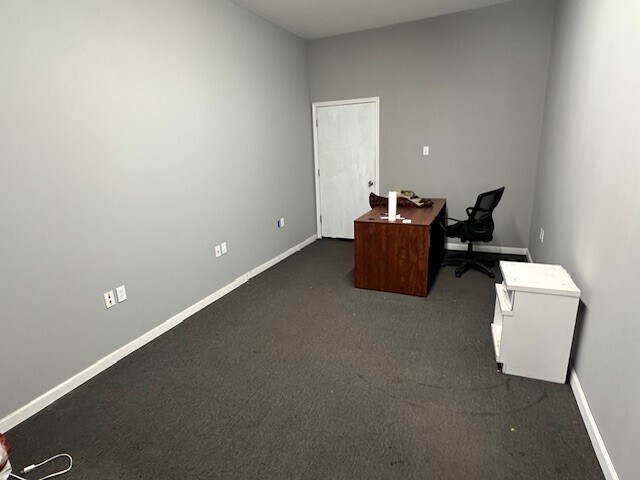 More Photos Of 1537 Bridge St, New Cumberland Auto Dealership For Sale