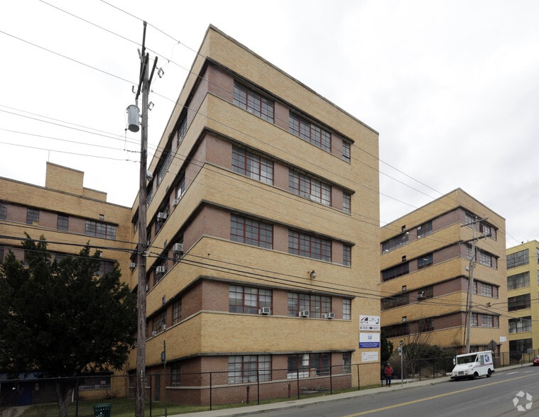 More Photos Of 480 Barnum Ave, Bridgeport Warehouse For Lease