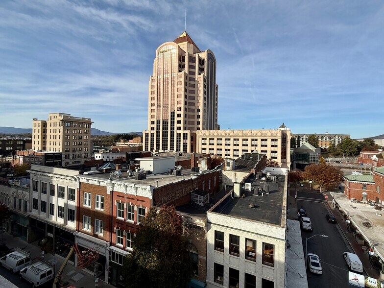 More Photos Of 22 Campbell Ave SE, Roanoke Storefront Retail Residential For Sale