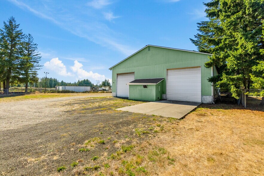 More Photos Of 21 Adonai Ct, Shelton Manufacturing For Sale