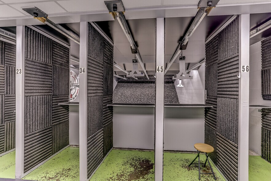 More Photos Of 6920 Winchester Rd, Memphis Freestanding For Sale