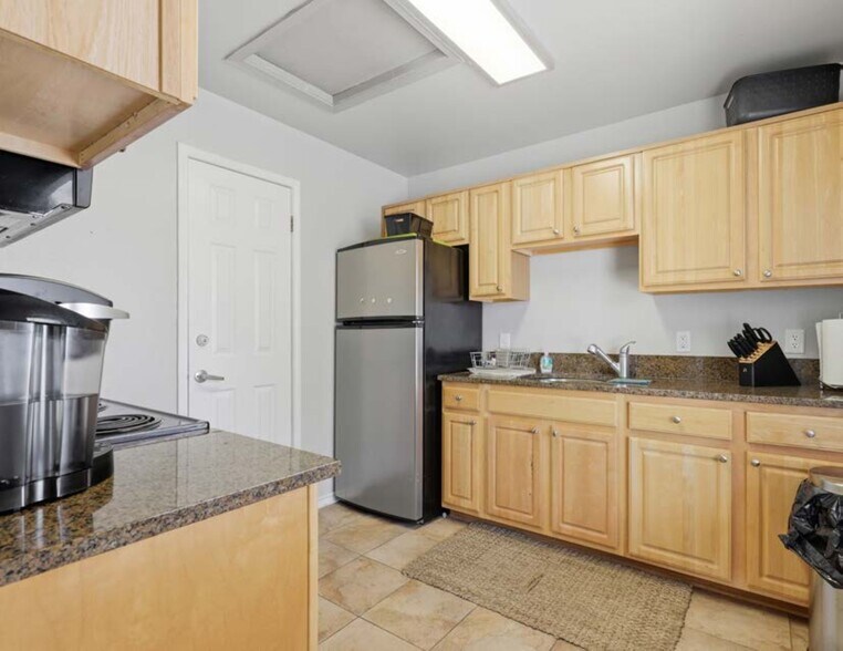 More Photos Of 1500 Sharen Dr, Salisbury Apartments For Sale