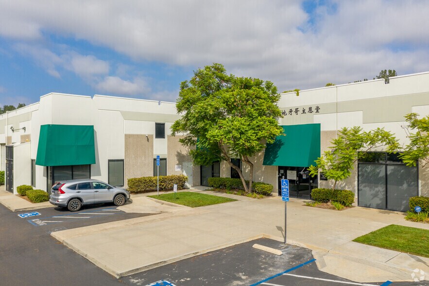 More Photos Of 12335 World Trade Dr, San Diego Research And Development For Sale