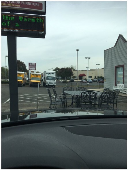 More Photos Of 386 Lincoln Hwy, Fairless Hills Freestanding For Sale