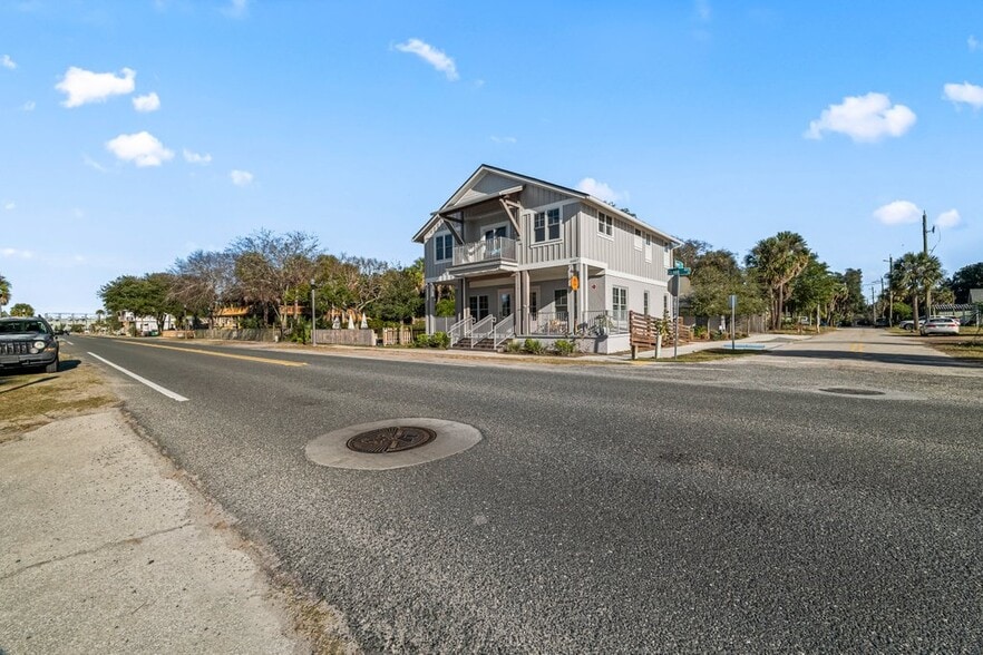 More Photos Of 4607 Ocean, Jacksonville Storefront Retail Residential For Sale