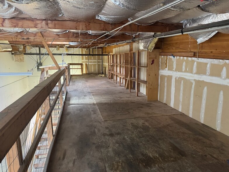 More Photos Of 1814 Empire Industrial Ct, Santa Rosa Warehouse For Sale