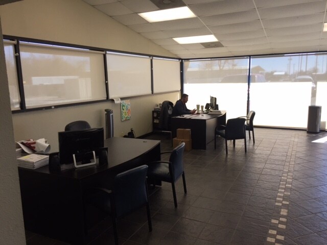 More Photos Of 3218 N Main St, Cleburne Auto Dealership For Lease